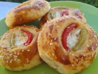 Pizza Poğaça Tarifi ve Malzemeleri