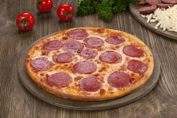Sucuklu Pizza Tarifi ve Malzemeleri Sucuklu Pizza Tarifi ve Malzemeleri